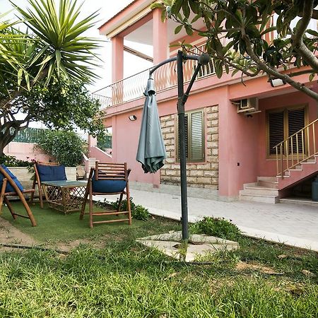 La Rosa Del Deserto Bed and Breakfast Scicli Exteriör bild